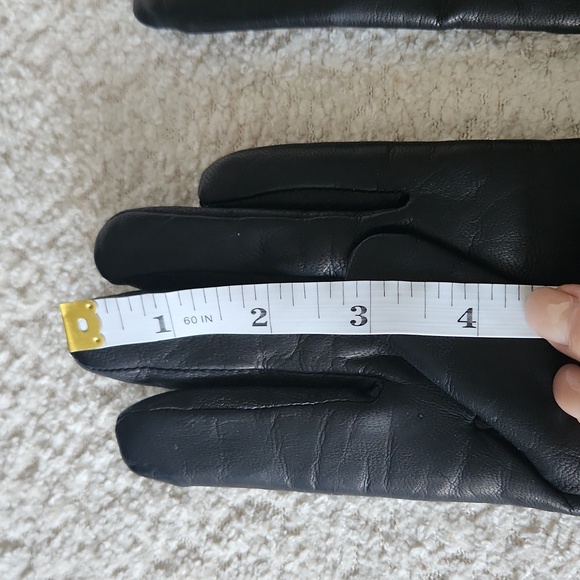 100% Leather Driving Gloves - Picture 4 of 10